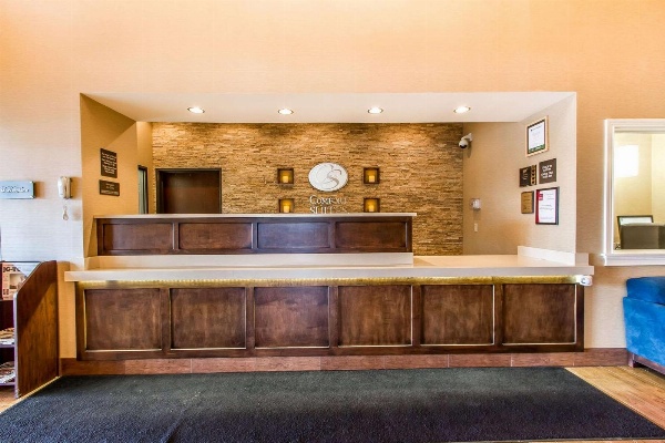 Comfort Suites Mattoon image 3